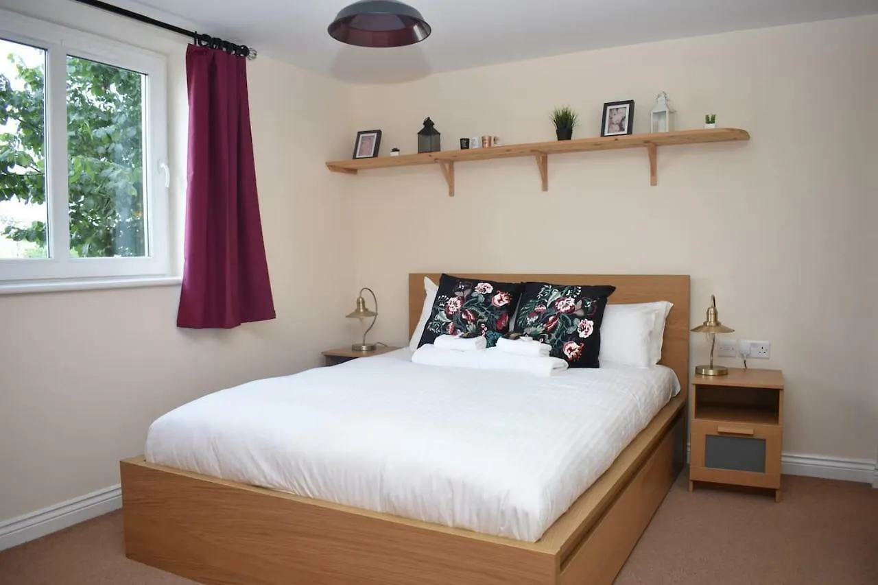 Brunswick Road - Spacious 3Br 10 Minutes From Princes Street Edinburgh 0*,  United Kingdom