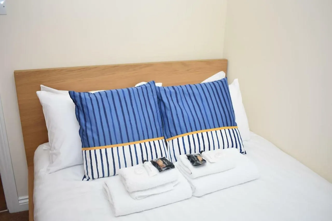 Brunswick Road - Spacious 3Br 10 Minutes From Princes Street Edinburgh 0*,