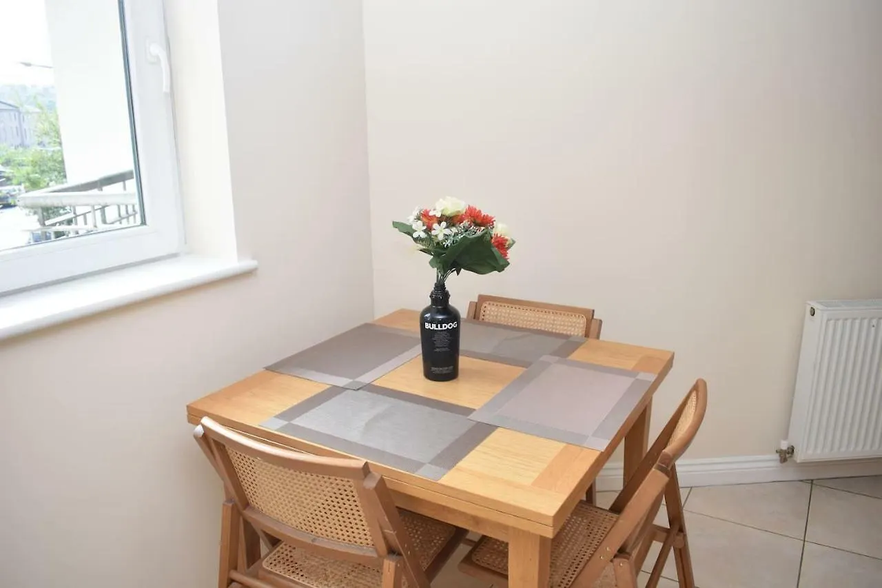 Apartment Brunswick Road - Spacious 3Br 10 Minutes From Princes Street Edinburgh
