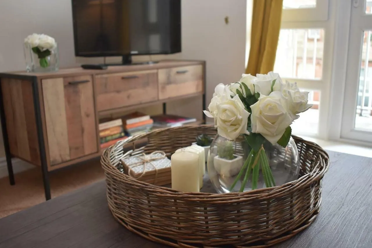 Brunswick Road - Spacious 3Br 10 Minutes From Princes Street Edinburgh
