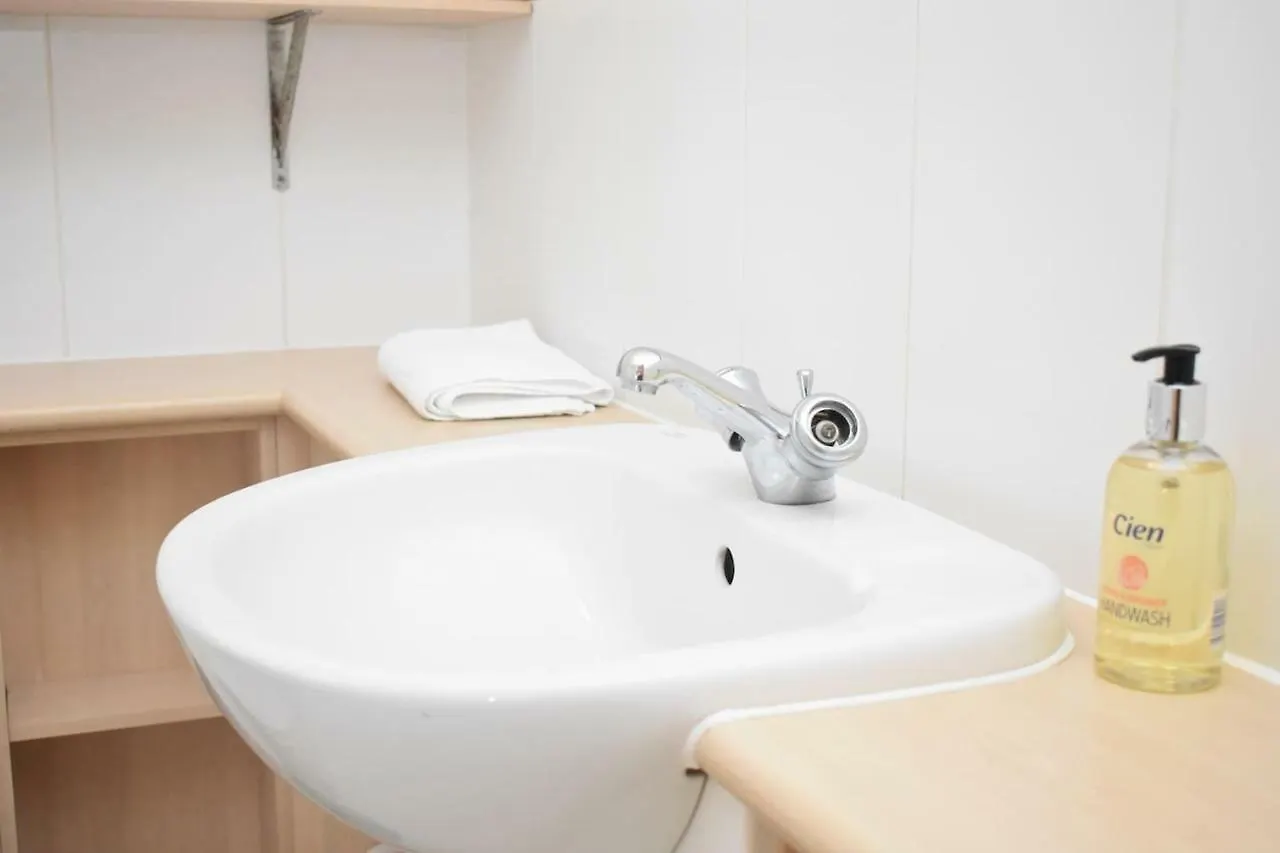 Brunswick Road - Spacious 3Br 10 Minutes From Princes Street Edinburgh